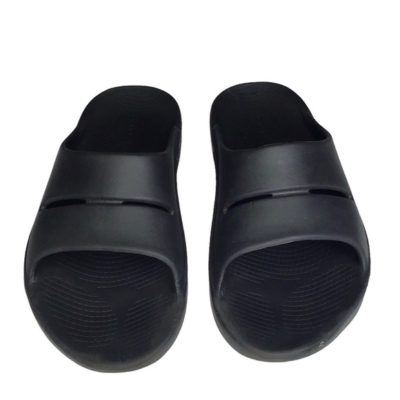 OOFOS OOahh Slide Sandals in Black Size 13. - Picture 1 of 10